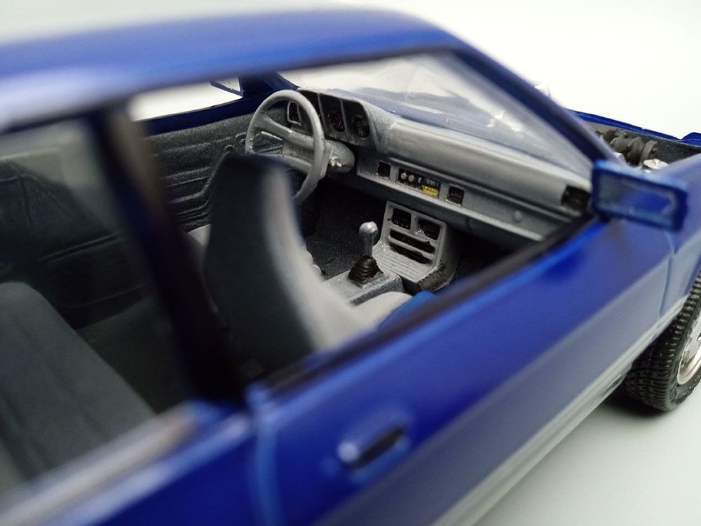 MPC 1/25 1986 Dodge Shelby Charger – image 7