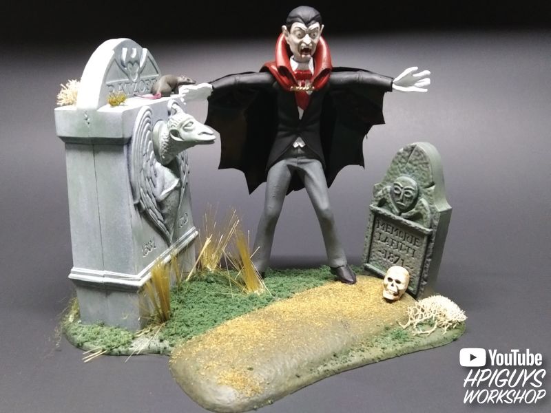 Polar Lights Haunted Manor: Flight of the Vampire 1/12 Model Kit – image 8