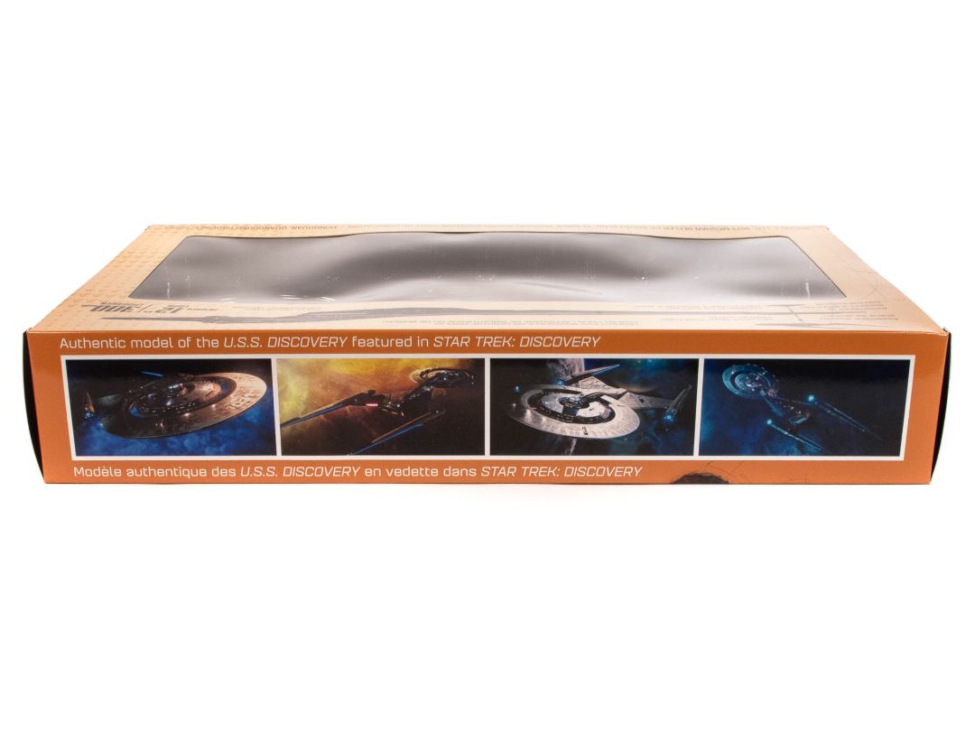Polar Lights Star Trek Discovery USS Discovery Prebuilt Display – image 2