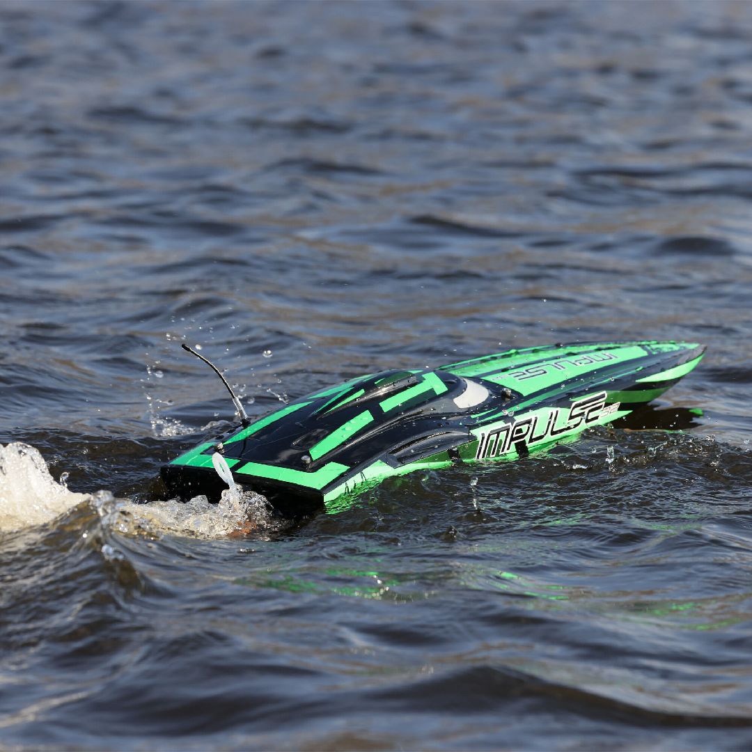 Pro Boat Impulse 32, Deep-V, Blx, Smart RTR - Black/Green – image 3