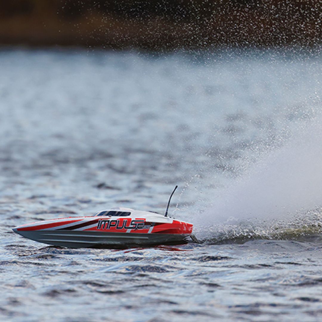 Pro Boat Impulse 32, Deep-V, Blx, Smart RTR - White/Red – image 4