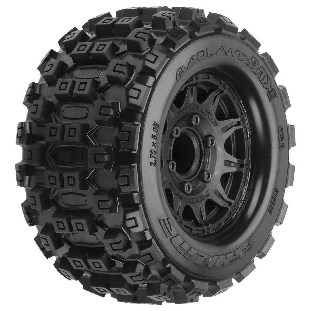 Pro-Line Badlands 2.8" Tires on Black w/ Removable Hex (2) – image 2