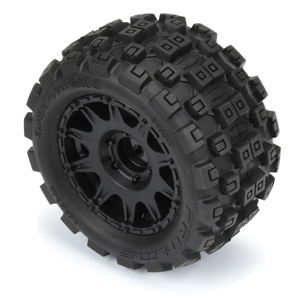 Pro-Line Badlands 1.85" on Black 12mm Hex Wheels (4) – image 2