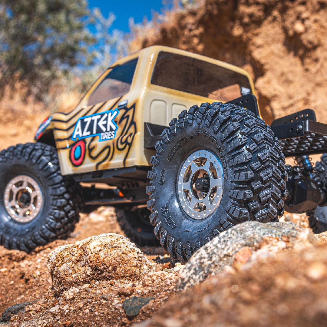 Pro-Line Aztek 1.9" Predator (Super Soft) Tires (2) – image 3