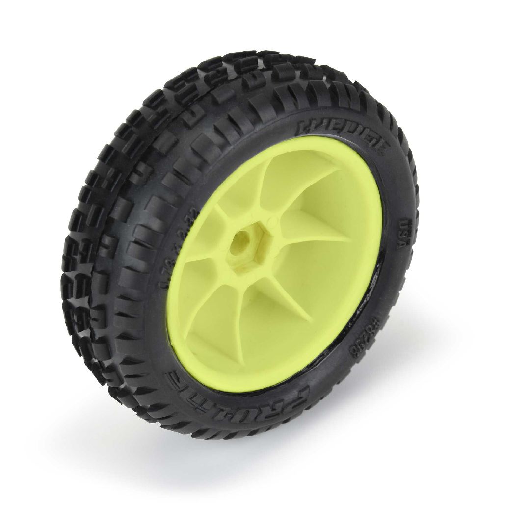 Pro-Line Wedge Carpet Mini-B Tires on Yellow Wheels (2) – image 4