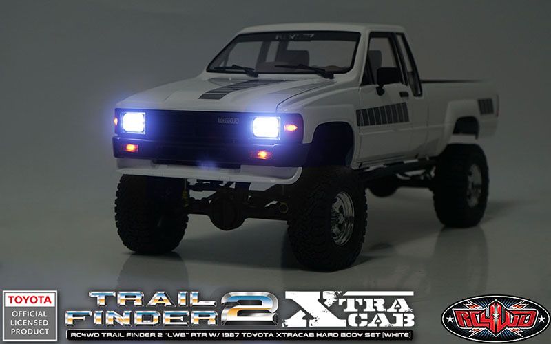 RC4WD 1/10 Trail Finder 2 LWB 87 Toyota Xtracab 4x4 RTR - White – image 6