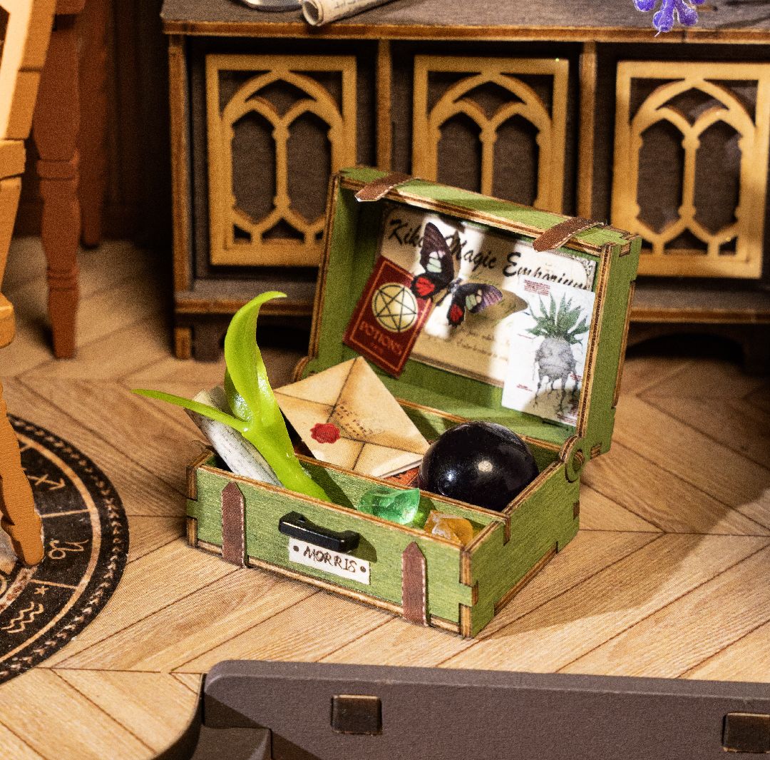Rolife The Magic Study DIY Miniature House Kit – image 9