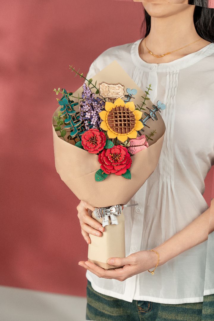 Rowood Wooden Flower Bouquet – image 8