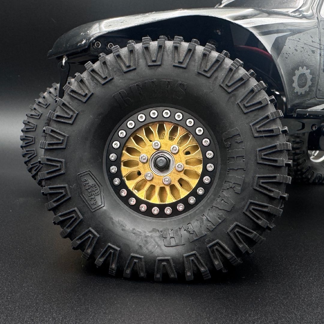 Reefs Brass 1.9 "SHIELD" Wheel Face (2) – image 2