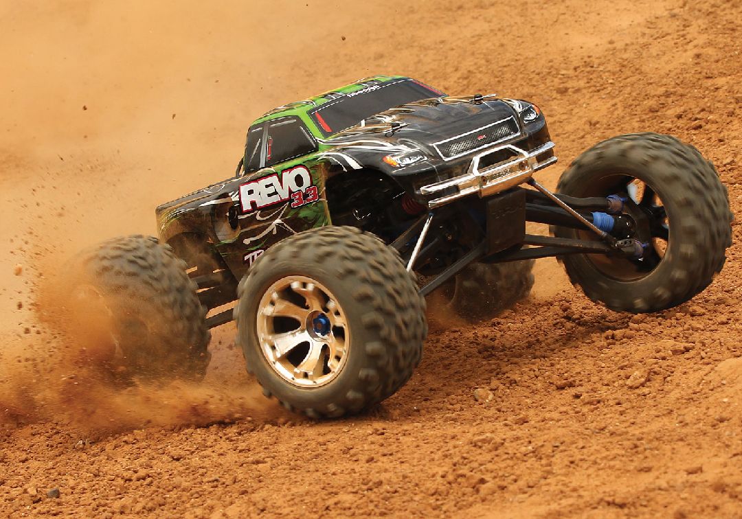 Traxxas Revo 3.3 4WD RTR Nitro Monster Truck - Green – image 3