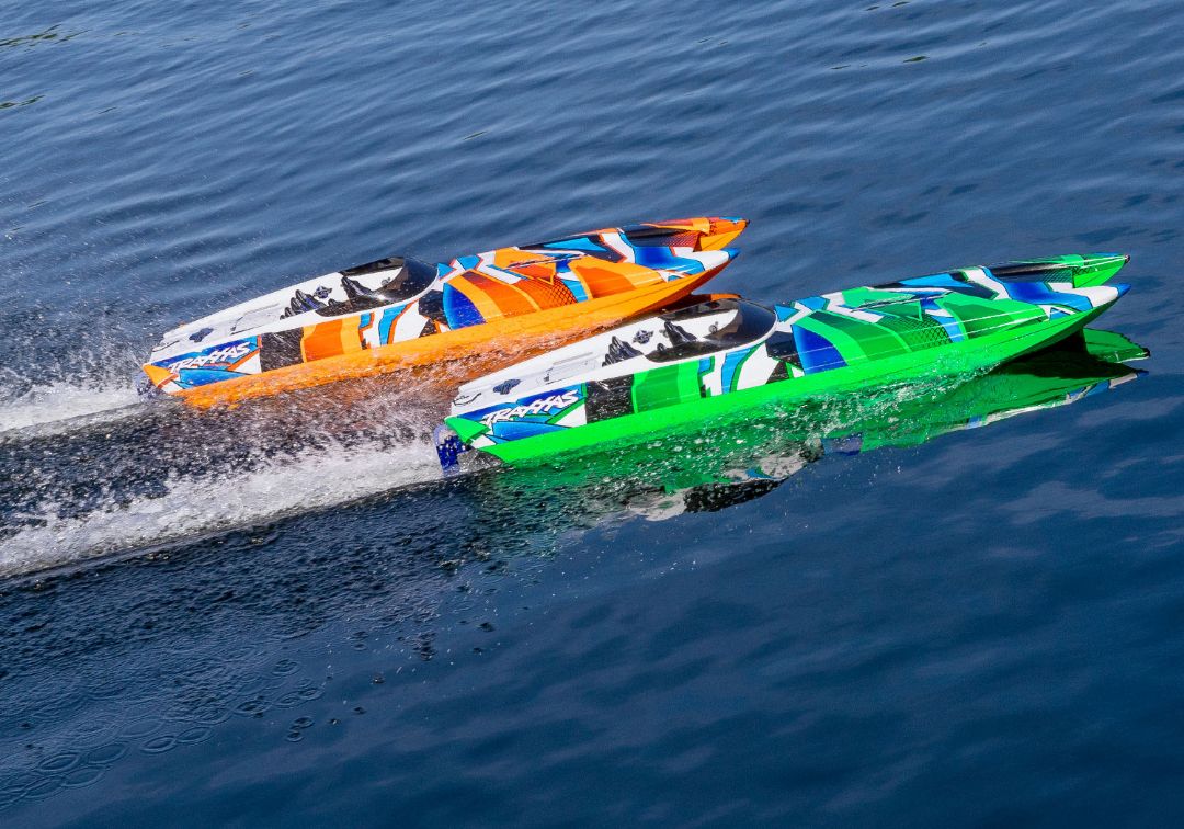 Traxxas DCB M41 Widebody 40" Catamaran Race Boat GreenR – image 6