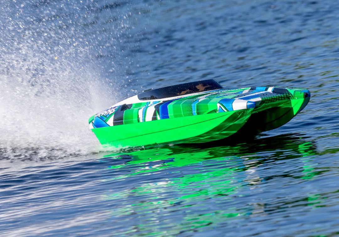 Traxxas DCB M41 Widebody 40" Catamaran Race Boat GreenR – image 9