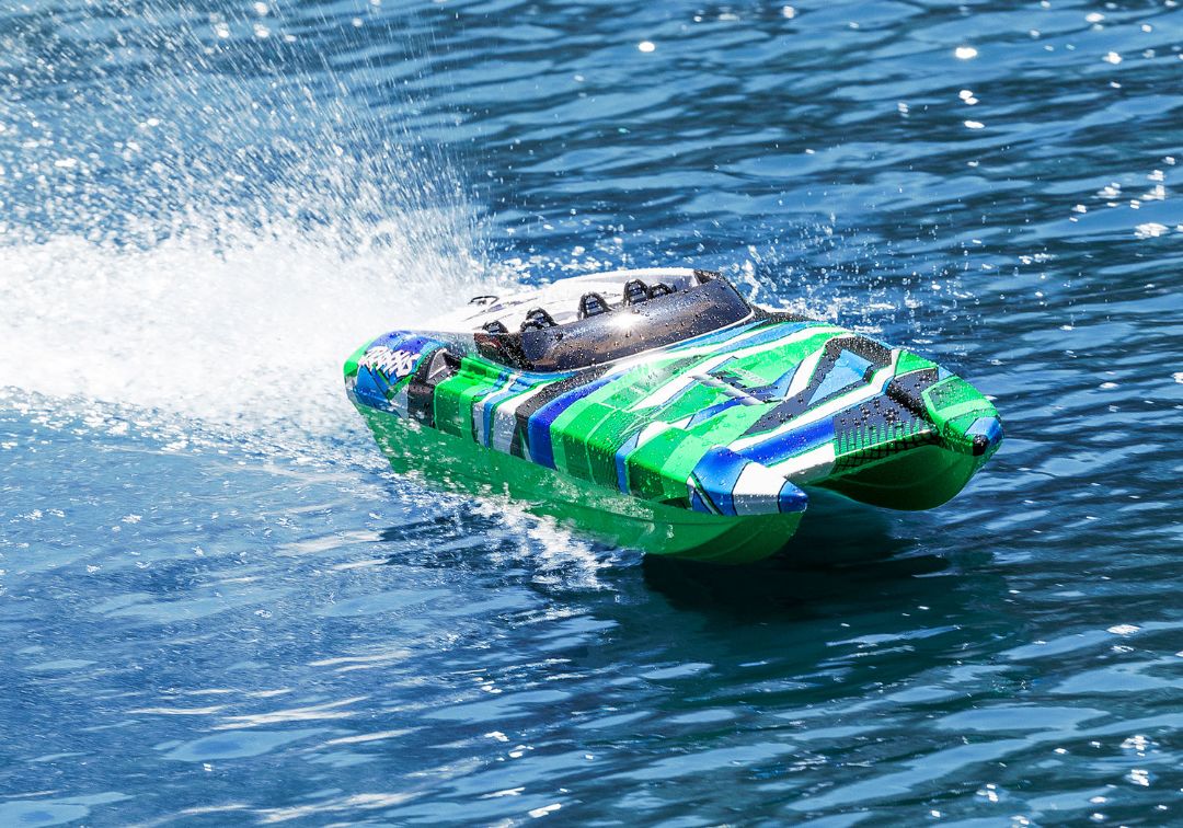Traxxas DCB M41 Widebody 40" Catamaran Race Boat GreenR – image 11