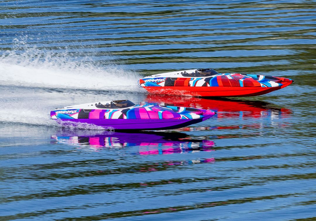 Traxxas DCB M41 Widebody 40" Catamaran Race Boat RedR – image 3