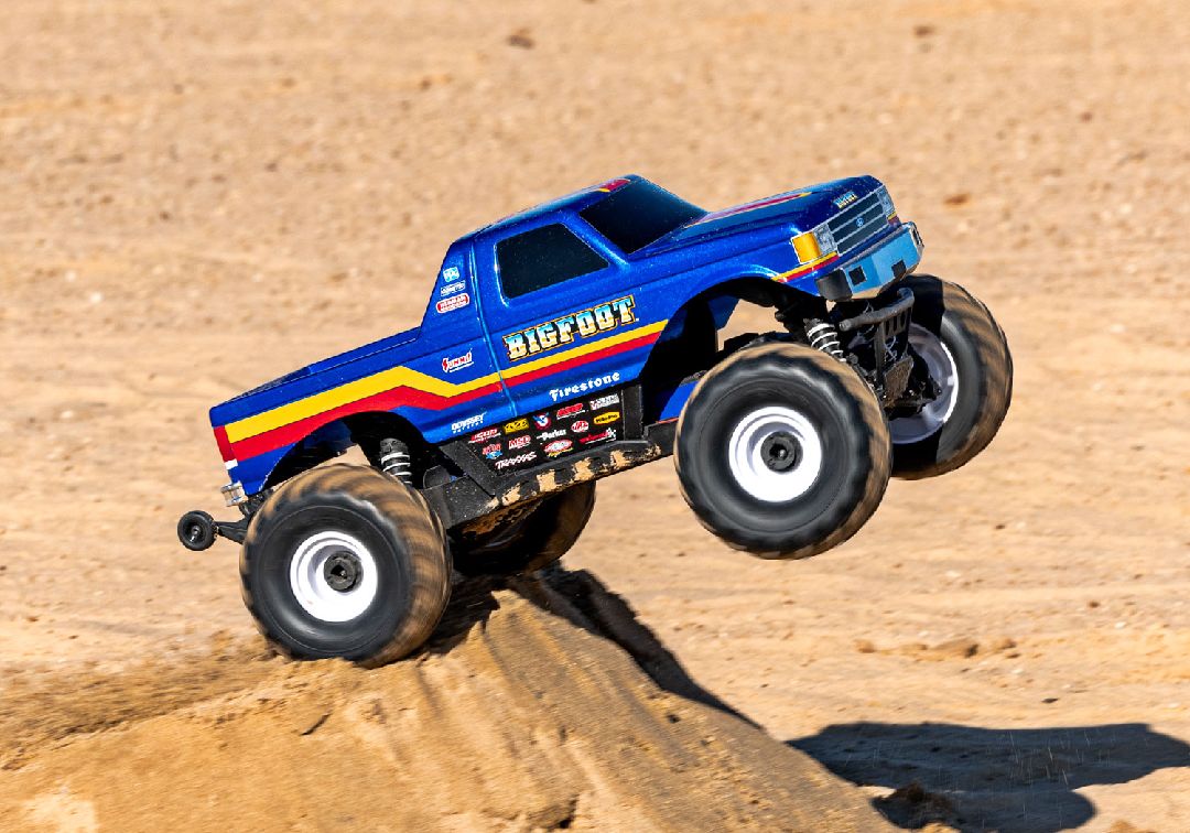 Traxxas 1/10 F-150 BL-2S 4X4 RTR - Bigfoot w/ Charger & Battery – image 16
