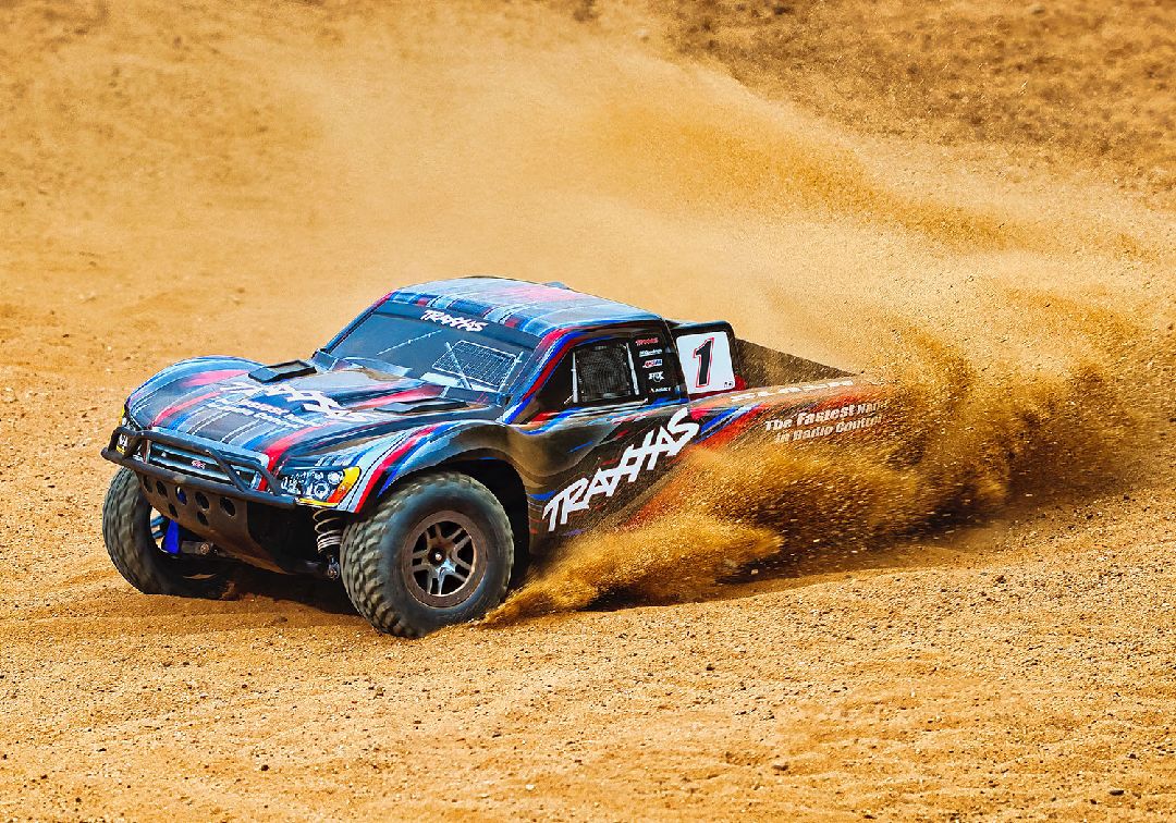 Traxxas 1/10 Slash BL-2S 4x4 RTR - Red w/ Charger & Battery – image 10