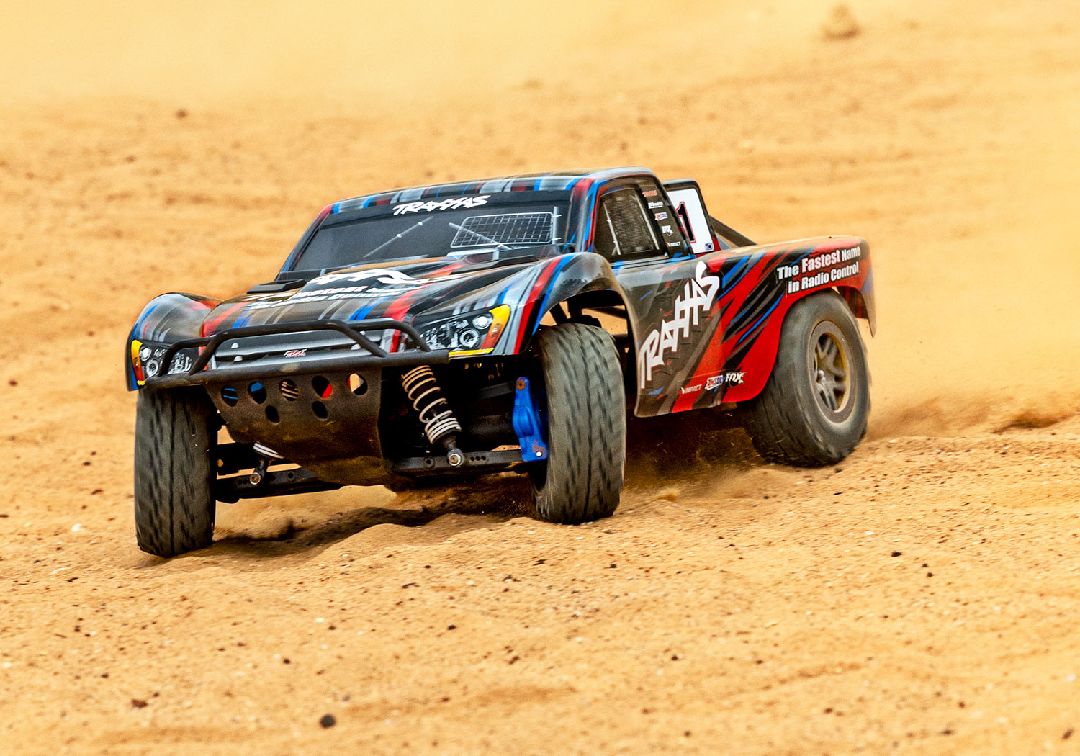 Traxxas 1/10 Slash BL-2S 4x4 RTR - Red w/ Charger & Battery – image 8