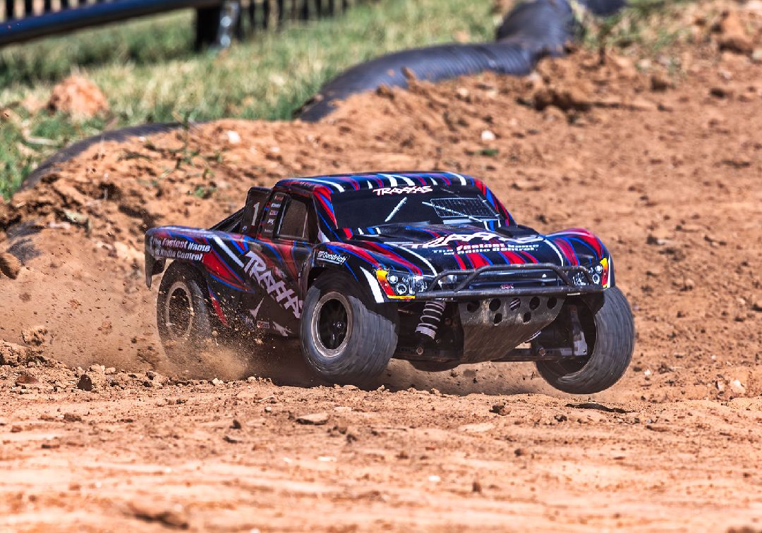 Traxxas 1/10 Slash VXL ExtremeHD 4x4 RTR - Red – image 11