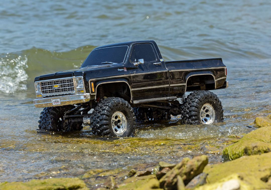 Traxxas 1/10 TRX-4 Chevy K10 Cheyenne High Trail 4x4 RTR - Black – image 10