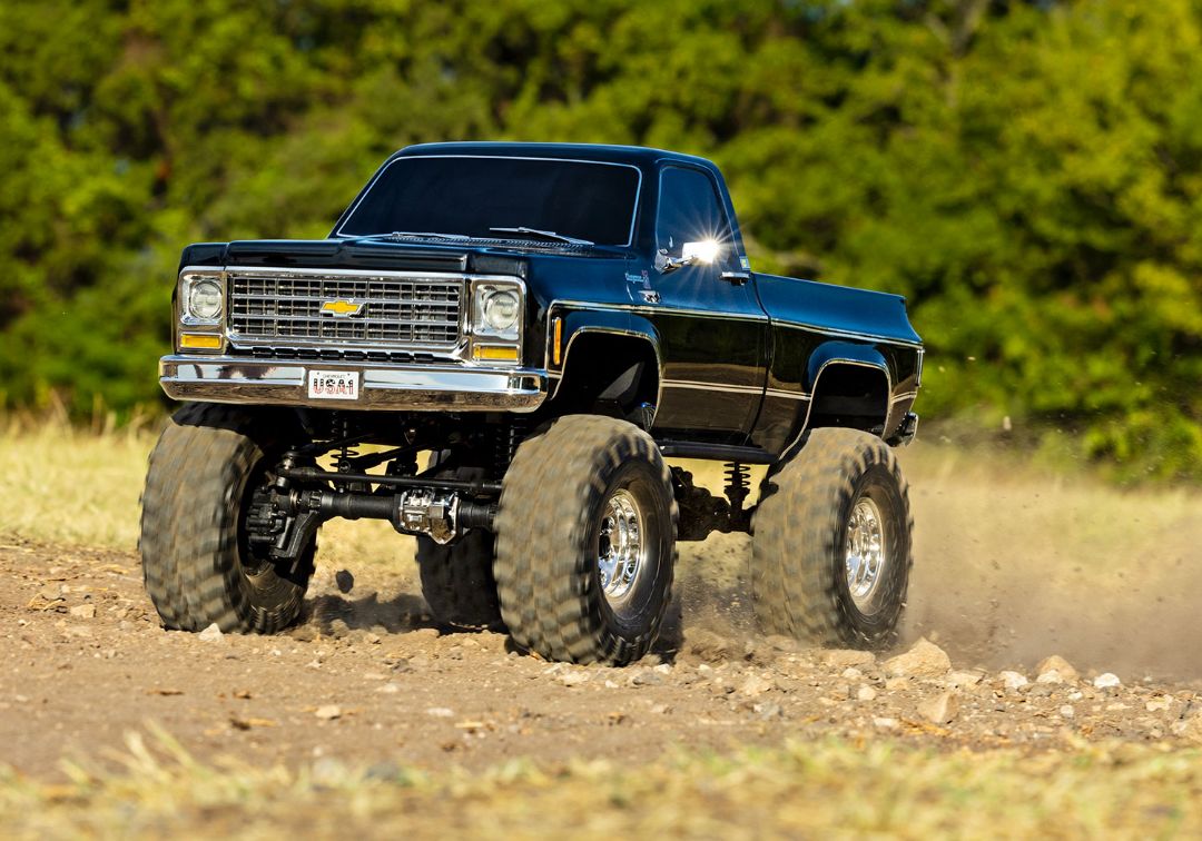 Traxxas 1/10 TRX-4 Chevy K10 Cheyenne High Trail 4x4 RTR - Black – image 12