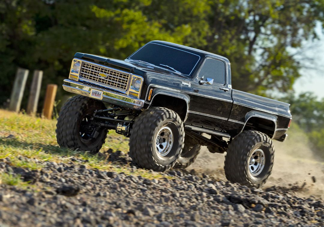 Traxxas 1/10 TRX-4 Chevy K10 Cheyenne High Trail 4x4 RTR - Black – image 14