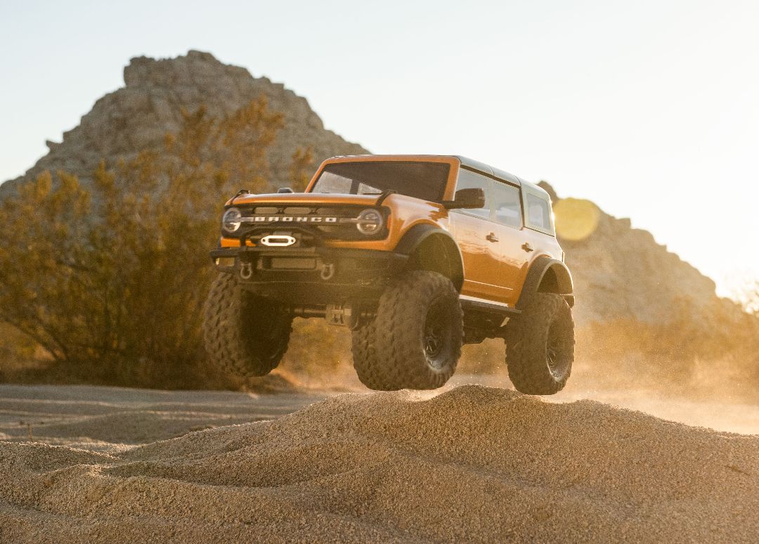 Traxxas 1/10 TRX-4 2021 Ford Bronco 4x4 RTR - Orange – image 7