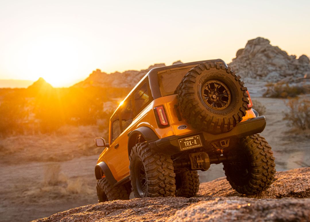 Traxxas 1/10 TRX-4 2021 Ford Bronco 4x4 RTR - Orange – image 8
