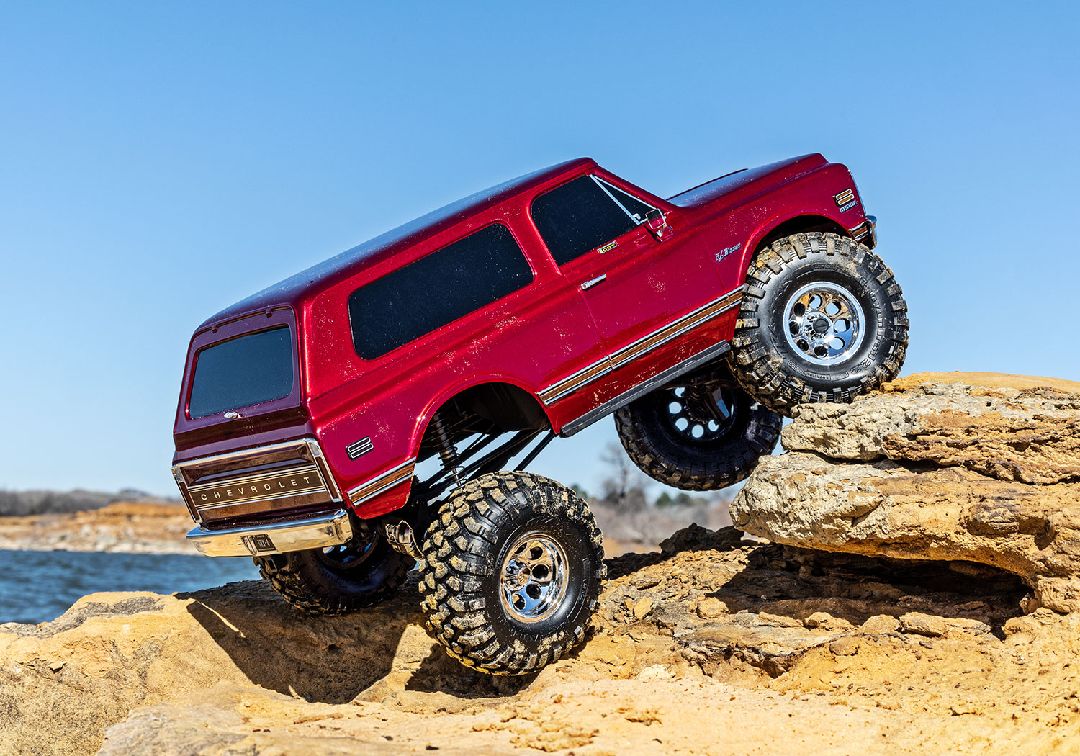 Traxxas 1/10 TRX-4 72 Chevy K5 Blazer High Trail 4x4 RTR - Red thumbnail 6