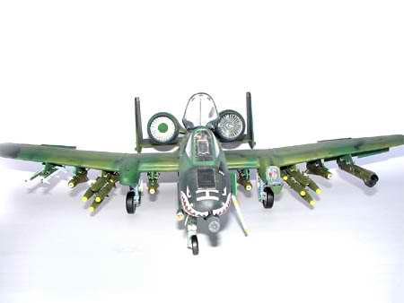 Trumpeter 1/32 US A-10A Thunderbolt II – image 2