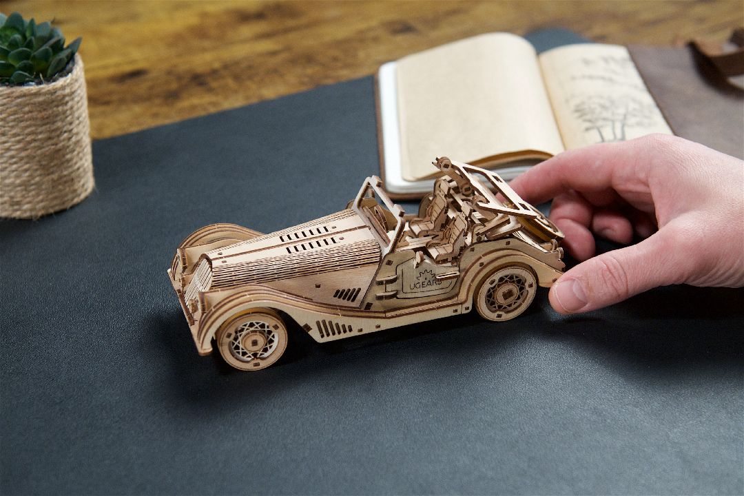 Ugears Sports Car Rapid Mouse - 222 Pieces – image 3