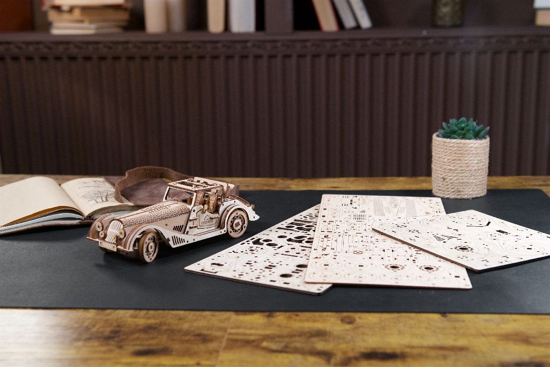 Ugears Sports Car Rapid Mouse - 222 Pieces – image 8