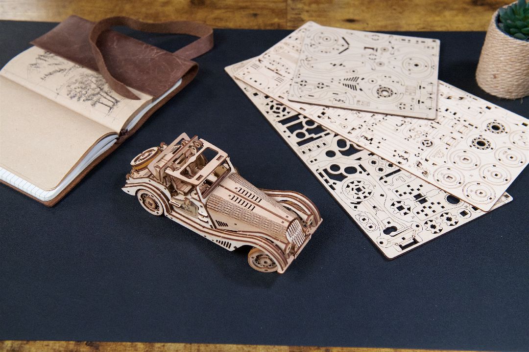 Ugears Sports Car Rapid Mouse - 222 Pieces – image 10